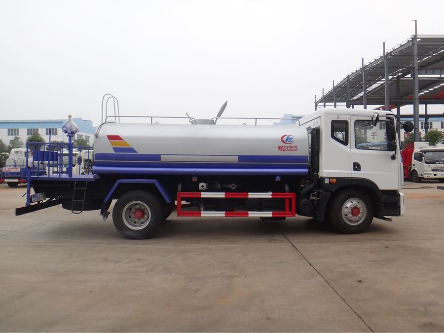 東風D9灑水車︱12噸灑水車圖片