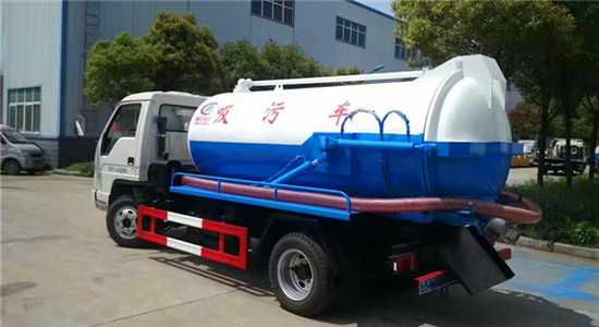 福田吸污車(chē)︱2噸吸污車(chē)圖片