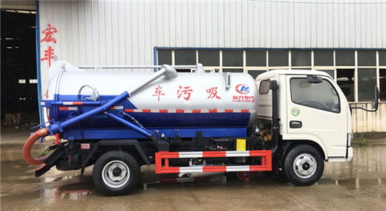 東風小多利卡吸污車︱4噸吸污車圖片