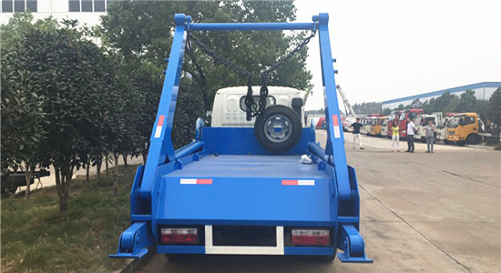 東風多利卡擺臂式垃圾車︱5噸擺臂式垃圾車圖片