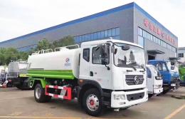 東風D9多利卡12噸灑水車