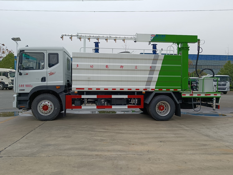 東風D9免稅的鐵路抑塵車--12噸降塵灑水車_忻州煤炭抑塵降霾車-鐵道煤炭抑塵劑噴灑車