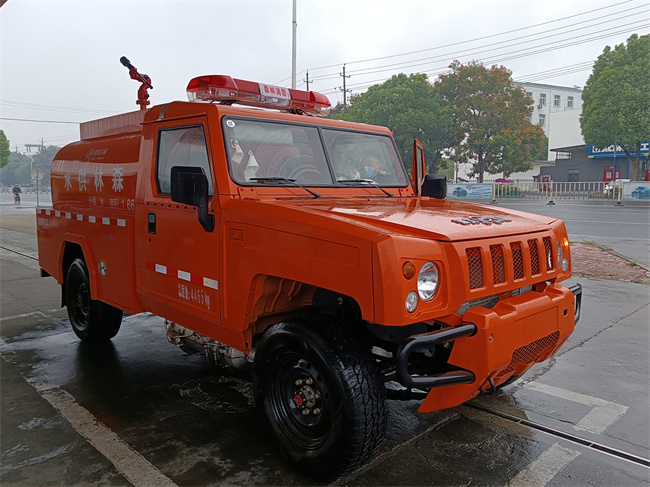 小型皮卡器材消防車_2噸四驅越野消防灑水車_河南湖北_滅火巡邏消防車_北汽吉普四驅森林防火巡邏車