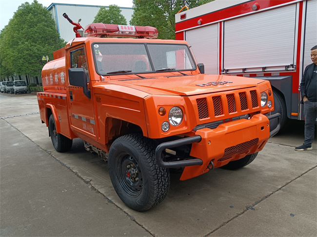 森林巡邏消防車_越野消防灑水車_廣西海南_四驅越野指揮車_北汽四驅越野吉普消防裝備車